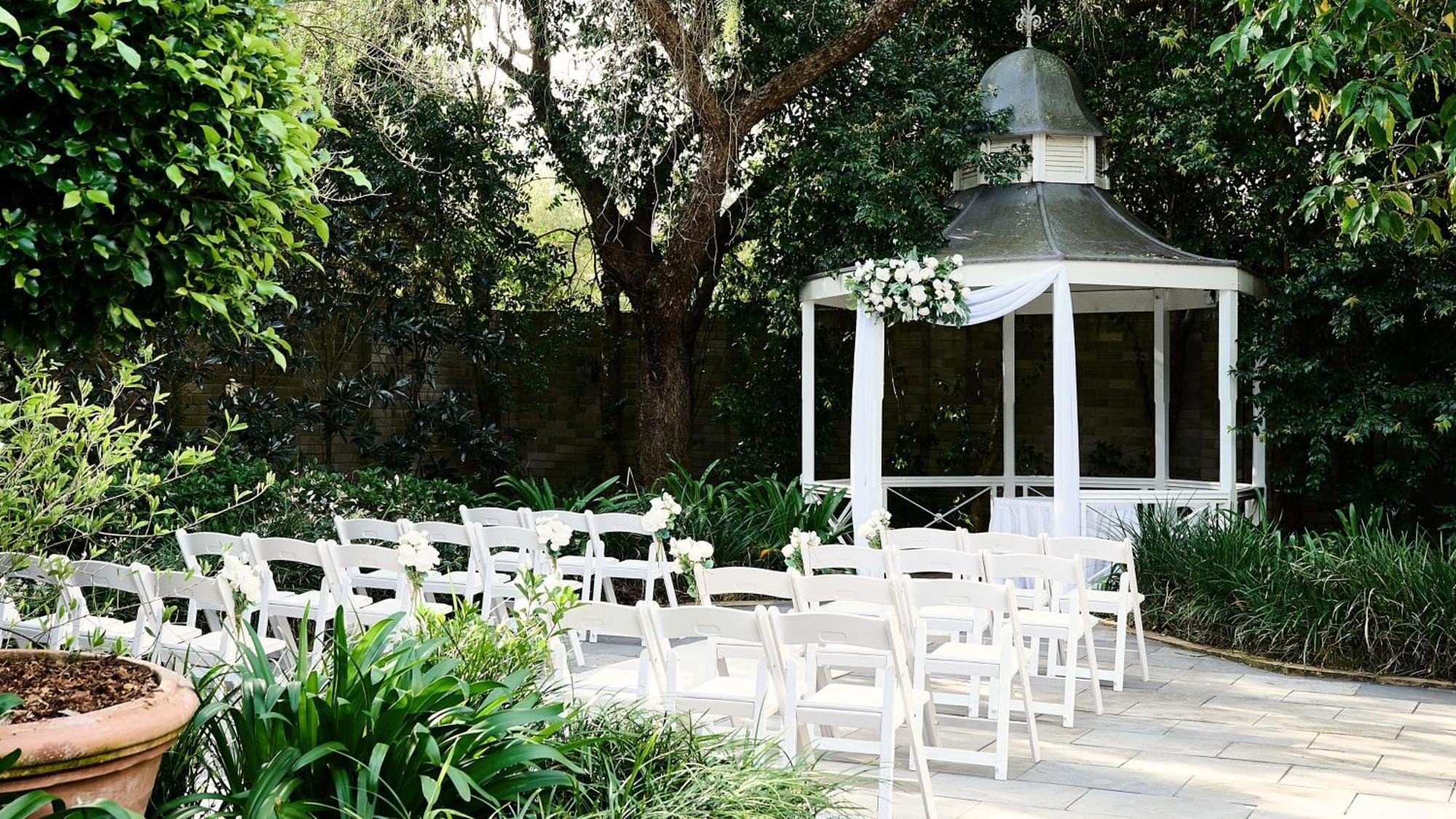 Holiday Inn Warwick Farm By Ihg Exterior foto